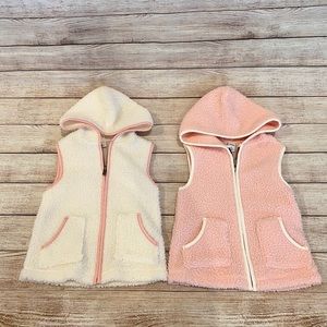 Old navy fleece vest